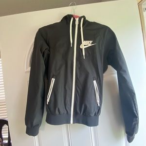 Womens NIKE windbreaker jacket
